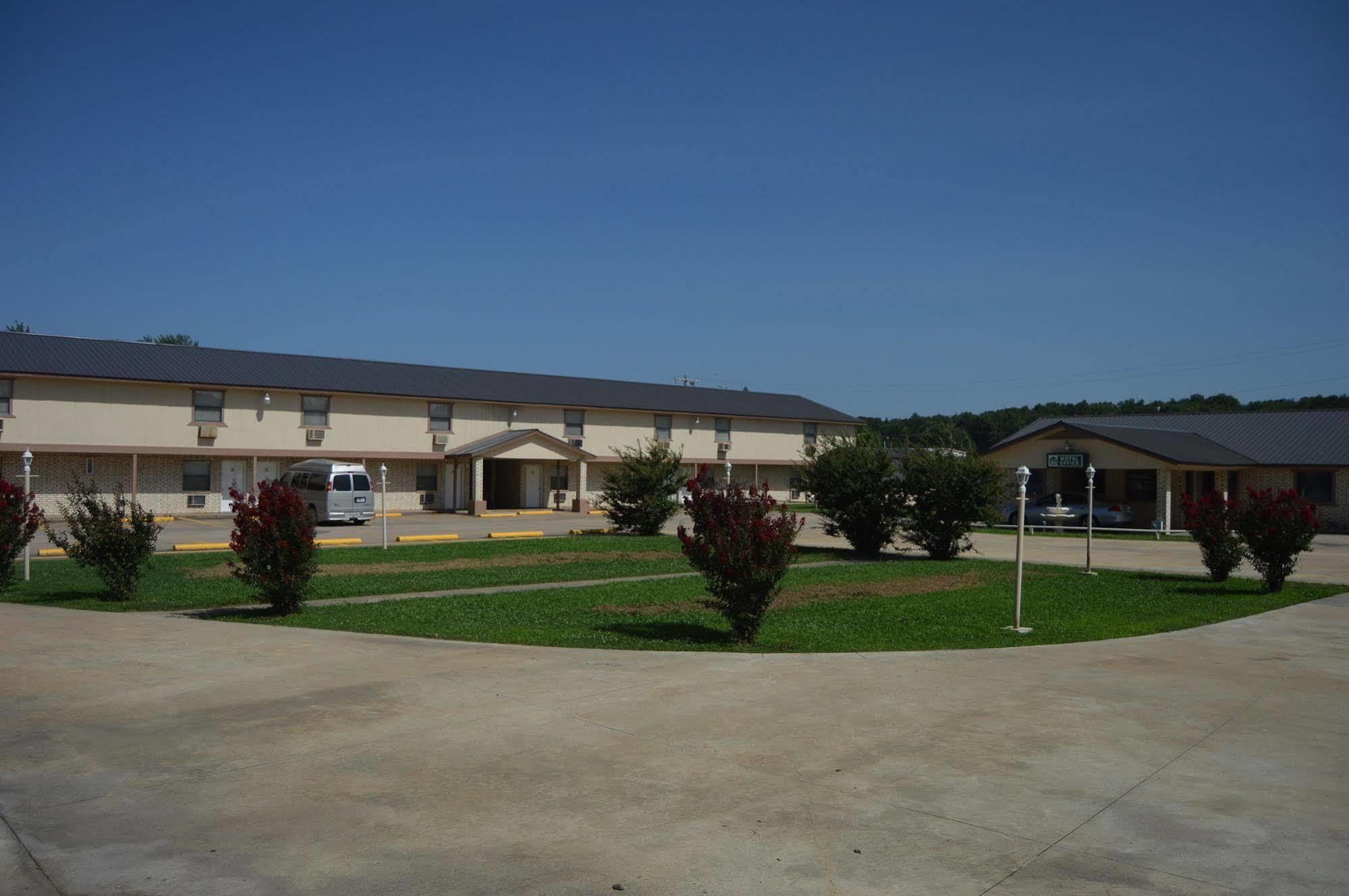 Travelers Inn Wilburton Exterior photo